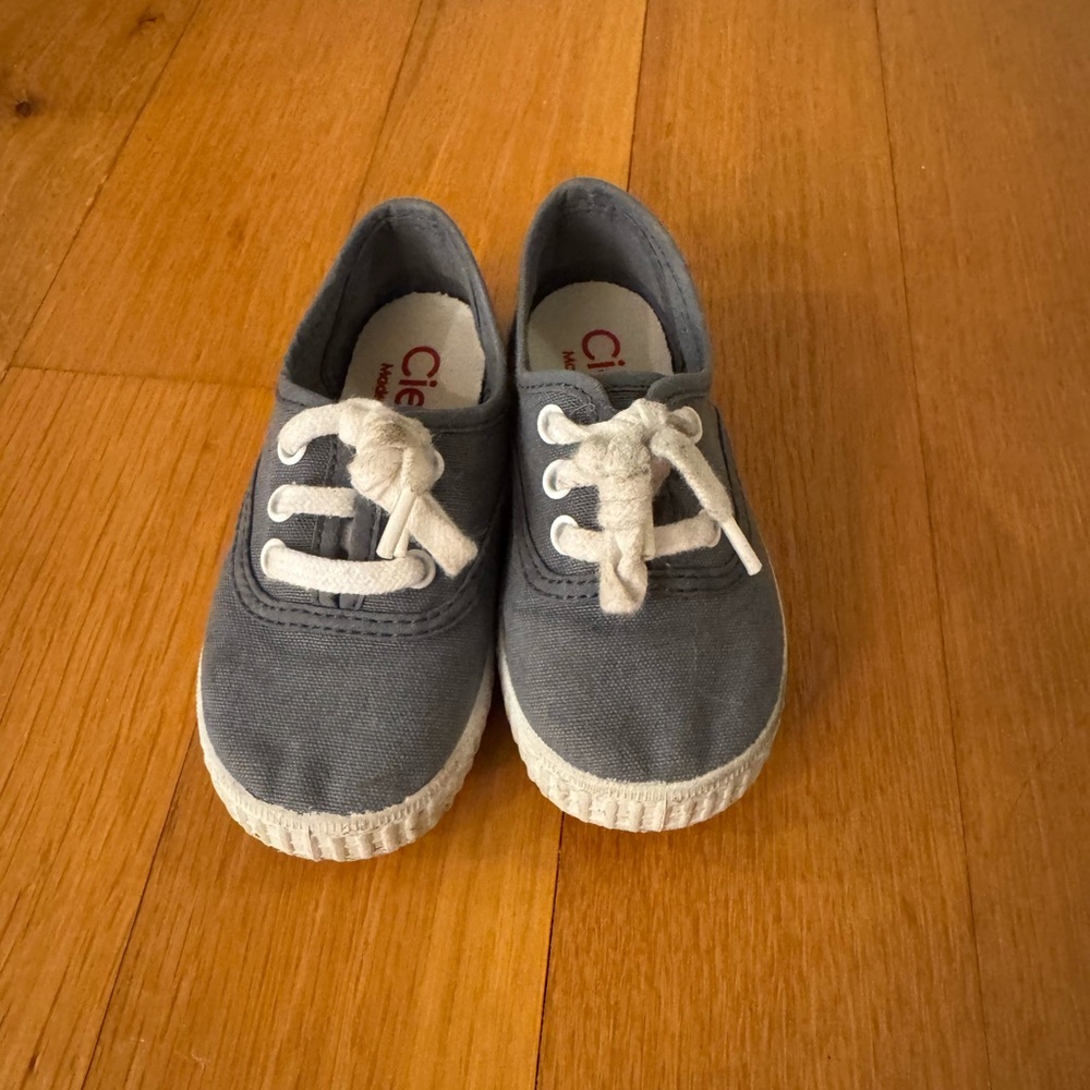 Size 22 cienta shoes